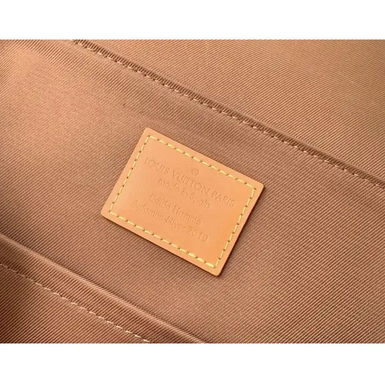 Brother Sam LV Bags 19B570352 0417
